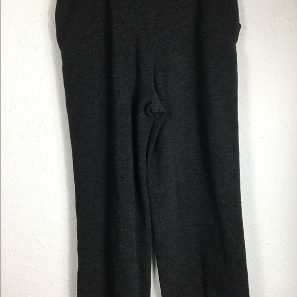 St. John sport black crop pants size 10 - Picture 3 of 7